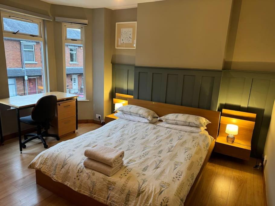 Stylish, Spacious And Central 4 Bedroom House Belfast Exterior photo